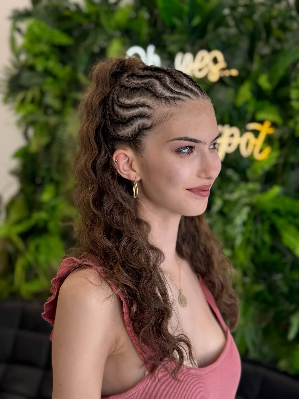 Έργο από το Gspot Hair Studio